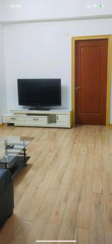Nhà đẹp, giá tốt. Căn góc 42m2, 2PN, tầng trung tòa CT8 Đại Thanh, giá chỉ nhỉnh 1,65 tỷ - 2