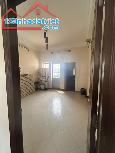 Hàng MỚI nóng hổi MT ĐẸP Võ Thành Trang, P11, Tân Bình, 85m2 - Chỉ nhỉnh 100tr/m2