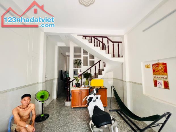 CC CHO THUÊ NHÀ TRỆT 2 LẦU MỚI KIÊN CỐ - ĐƯỜNG 165 BÌNH MỸ CỦ CHI - 1