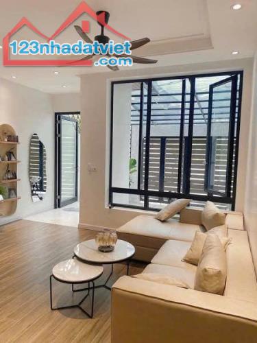 SIÊU HIẾM! 48M² - 7.6 TỶ - NHÀ ĐẸP Ở NGAY - NGÕ THÔNG - GẦN PHỐ