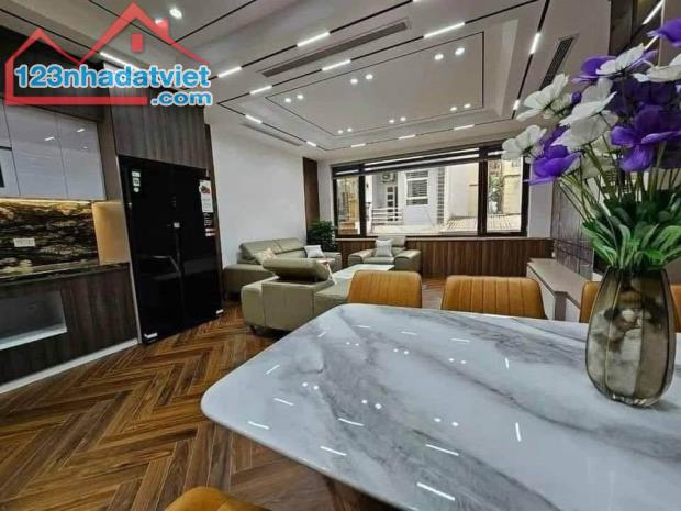 Hoàng Quốc Việt, Nghĩa Đô, 2 ô tô tránh, vỉa hè, 6 tầng thang máy, DT 65m2 giá chỉ 19 tỷ - 1