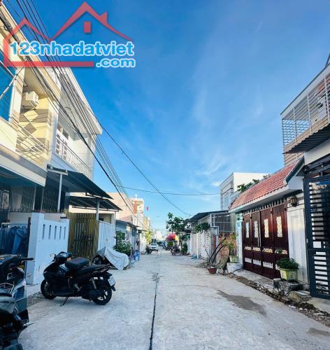 Bán đất tặng nhà – Hòn Xện Vĩnh Hòa Nha Trang - 1