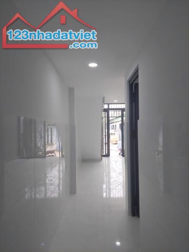 Bán Nhà Mới 52m2 - Giá 3.9 Tỷ - HXH Nguyễn Xiển TP. Thủ Đức (Quận 9) - 2