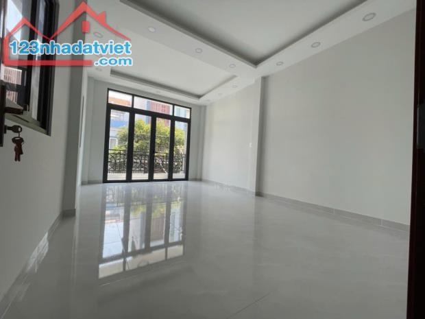 BÁN NHÀ TẠ QUANG BỬU ,QUẬN 8 , 4 TẦNG -117m2 - NHỈNH 12 TỶ- HOÀN CÔNG ĐỦ - 1