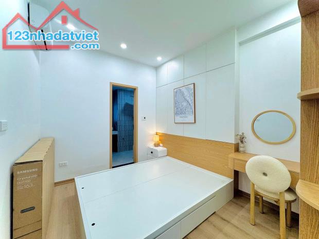 CHUNG CƯ CAO CẤP MINH KHAI - 100M2, 3 PN, 3 WC, FULL NỘI THẤT LUXURY - GIÁ 6.5 TỶ - 2