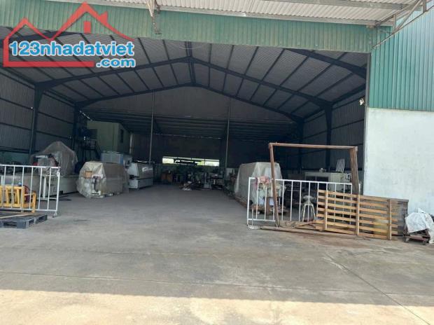 Xưởng mặt tiền Đường Liên Huyện 900m ( 22.5x37 ) , Thái Hoà , Tân Uyên , Bình Dương