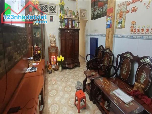 Giảm 600tr Nhà MT chợ Linh Xuân TD, 207m2, 7.1x30m chỉ 8.x tỷ - 1