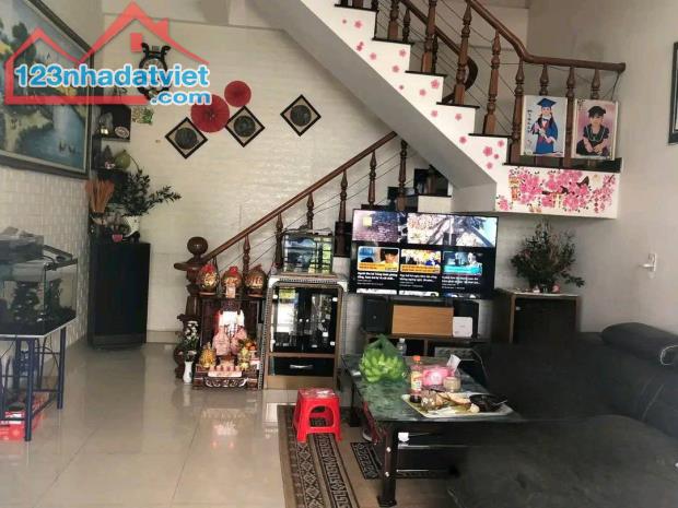Bán Nhà SRXD 2 mặt tiền đường nhựa Đa Minh, P5, Đà Lạt