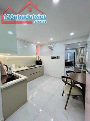 NHÀ 2 TẦNG , 36M2 , TÂN HƯNG Q7 ,HẺM RỘNG , SHR , NHỈNH 4 TỶ - 3