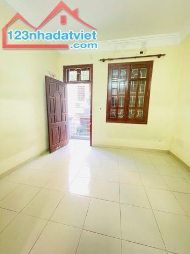 HOÀNG NGÂN- THANH XUÂN, Ô TÔ TRÁNH, VỈA HÈ,  42 M2, MẶT TIỀN 4M, GIÁ NHỈNH 14 TỶ. - 2