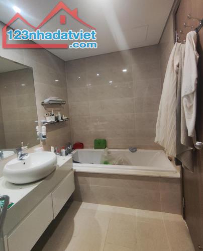 CHÍNH CHỦ GỬI BÁN GẤP CĂN HỘ VINHOMES GARDENIA 2PN - 2WC 4.x THÔI Ạ - 4