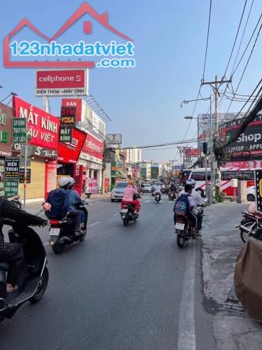 Nhà cách The Golbal City 300m, Đỗ Xuân Hợp, Dòng Tiền 28tr/Tháng, chỉ 8,3 tỷ SHR
