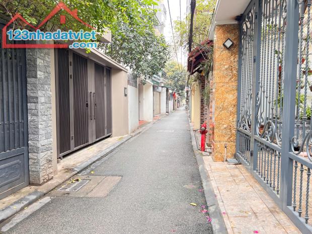 Bán nhà biệt thự sân vườn tại Ngọc Thụy, Long Biên, Hà Nội, 19 tỷ VND, 120 m2, hàng hiếm - 1