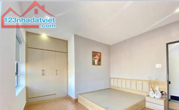 Bán nhà Dư Hàng, Dư Hàng, Lê Chân, Hải Phòng. 3 tầng, 58m2, 2,88 tỷ. Ngang 4m. D2 - 5