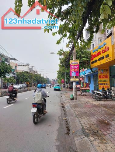 Nhà mặt tiền Lê Văn Khương, DT 5m x 30m khu KD sầm uất Quận 12, giá 11.7 tỷ còn TL