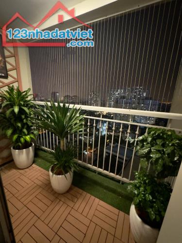 (Tin thật 100%) CH 73m2 x 2PN có lốt ô tô tại Vinhomes Gardenia - Ban công hướng Nam - - 2