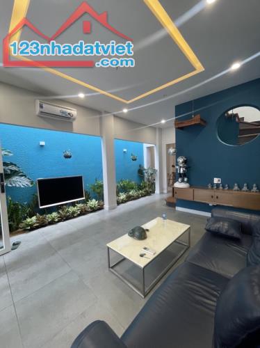BÁN NHÀ HXH CỐNG LỠ, Tân Bình 2 tầng 70m2 (5x14). Nhà đẹp ở ngay. Giá chỉ 6,6 tỷ