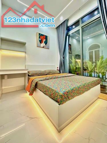 Bán nhà G,ò V,ấp – Hẻm xe hơi – Giá chỉ nhỉnh 3 tỏi 🧄