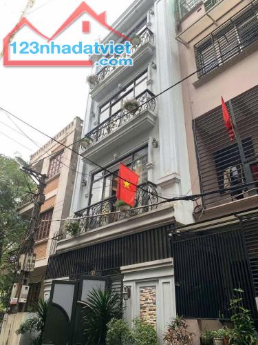 BÁN NHÀ THÁI HÀ 61M2 MT 7,6m, 3 nhà ra phỗ ngõ oto ngõ thông
 GIÁ chưa tới 10 TỶ - 2