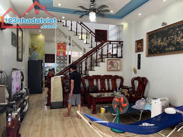 BÁN GẤP NHÀ ĐẸP ĐƯỜNG SỐ 6 LINH XUÂN THỦ ĐỨC 62m2 NHỈNH 5 TỶ - 1