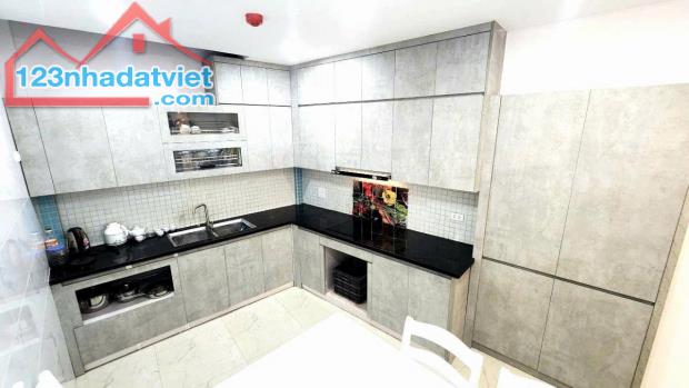 Nhà Đẹp Dòng Tiền Minh Khai, Hai Bà Trưng 61m, 5 tầng, mt 8.2m, giá 11 tỷ. - 3