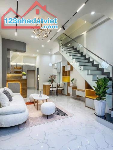 Cắt lỗ 250 triệu bán gấp nhà Dương Đình Cúc 4x12,5m giá 855 triệu SHR ngay cầu Bình Điền - 2