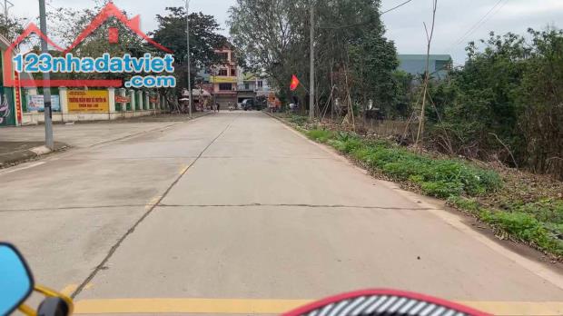 Bán đất Đại Lan - Duyên Hà, 184m2, giá 9.75 tỷ, mặt ngõ thông. Lh 0888229559