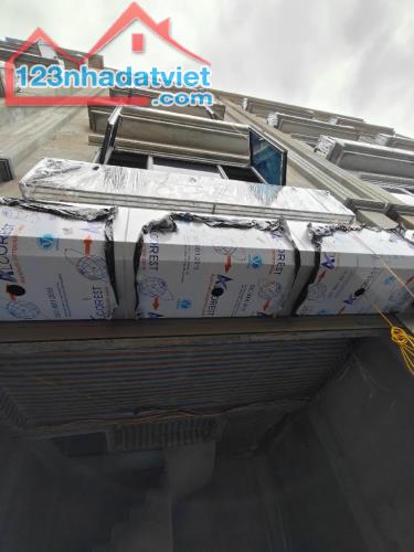 BÁN ĐẤT TẶNG NHÀ DI TRẠCH 4.6x tỷ - ĐƯỜNG NÔNG, NGÕ THOÁNG, GIÁ ĐẸP, GẦN CHỢ