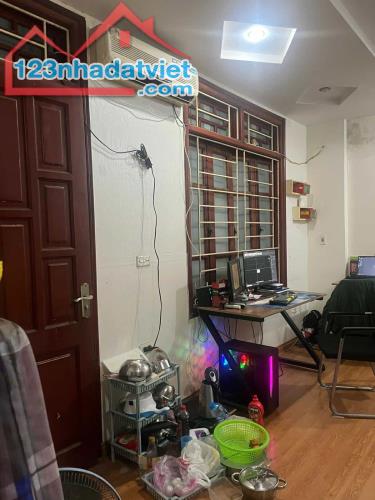 Bán nhà phố Xã đàn Dt43m, 5T, 6,5 tỷ Đống đa . - 3