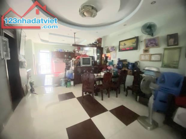 NHÀ MỚI ĐẸP, MẶT TIỀN KINH DOANH ĐA NGÀNH, 4 TẦNG GẦN GIGAMAL, 8X16 CHỈ 27 TỶ. - 1