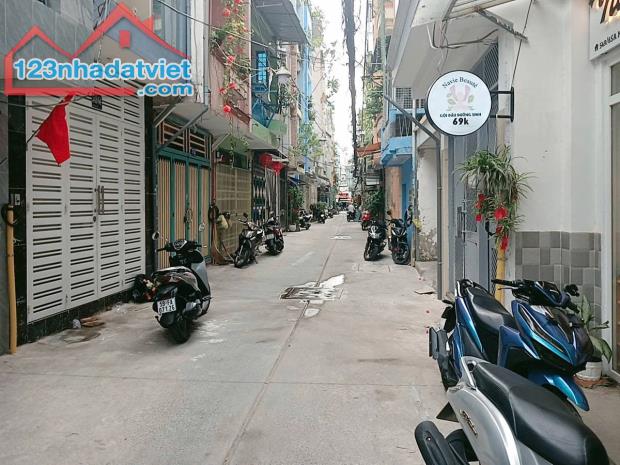 Nhà thông bàn cờ HXT Nguyễn ĐÌnh Chiểu Q3, 5 tầng, 36m2 Nở hậu, Chỉ 10 tỷ TL
