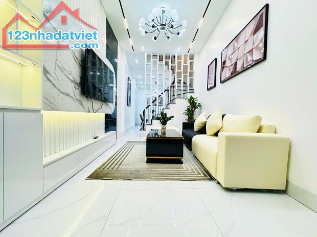 BÁN NHÀ PHỐ MINH KHAI – HAI BÀ TRƯNG – NHÀ ĐẸP, 5 TẦNG, NỘI THẤT SANG TRỌNG