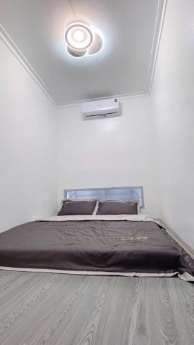 Bán nhà phố Dương Văn Bé, 20m2 x 3T, Nhỉnh 2 tỷ, Căn góc,Hàng xóm time city,2 ngủ  ở luôn. - 2