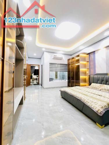 Về Quê Bán Gấp Nhà 1 Trệt 3 Lầu Gần Làng Đại Học Full Nội Thất - 3