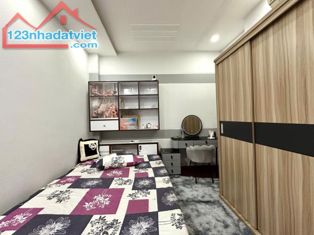 GIẢM 1,41 TỶ - PHAN ĐĂNG LƯU PHÚ NHUẬN - NHÀ ĐẸP 5 TẦNG - HẺM 7M Ô TÔ TRÁNH - 10.49 TỶ - 5