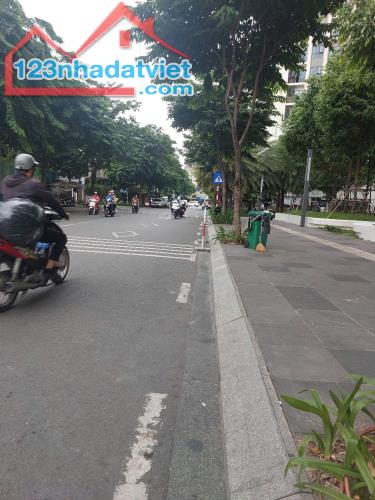 Q7 ,Phú Thuận,Nguyễn Văn Qúy, diện tích 65m2  ngang 5m x dài 13m 10,5 tỷ. Siêu hời - 2