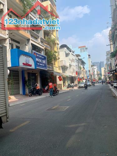BÁN NHÀ 5 TẦNG, MẶT TIỀN ĐƯỜNG BÀN CỜ, P3,Q3. GIÁ:21 TỶ - 1