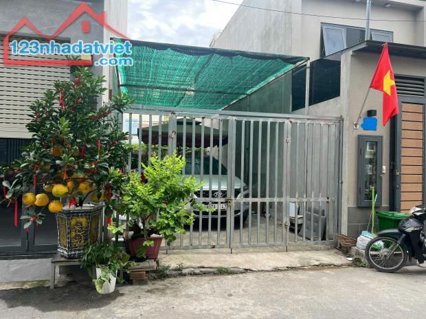 Chính chủ cần bán đất hẻm 6m, Hồ Bá Phấn, Phước Long A, Tp Thủ Đức. Cách ga Metro, chợ và