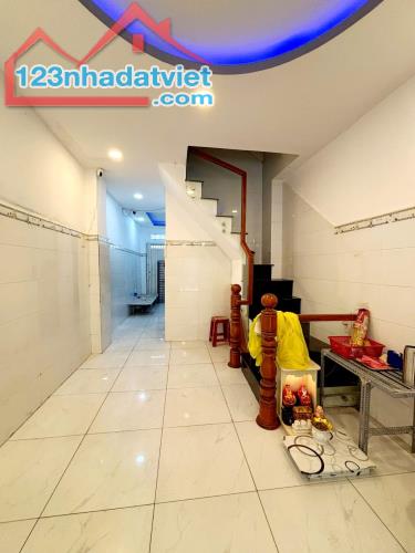 BÁN NHÀ QUẬN 6 - HỒNG BÀNG - HẺM THÔNG THOÁNG - 41M2 - 2 TẦNG - HƠN 4 TỈ - 1