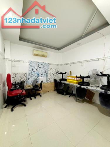 BÁN NHÀ QUẬN 6 - HỒNG BÀNG - HẺM THÔNG THOÁNG - 41M2 - 2 TẦNG - HƠN 4 TỈ - 3