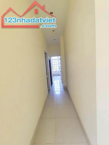 Cho Thuê Nhà 1 Trệt 2 Lầu Mt Nguyễn Văn Linh - 3