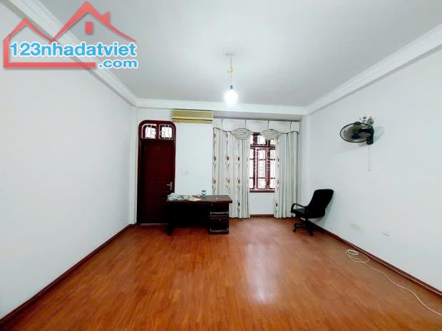BÁN NHÀ NGUYỄN AN NINH, Ở LUÔN, Ô TÔ VÀO NHÀ NGÕ THÔNG, KINH DOANH,56M2 GIÁ CHỈ 12.X TỶ - 3