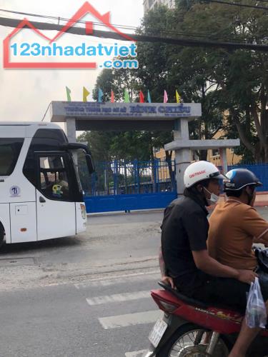 BÁN ĐẤT THỦ ĐỨC ĐƯỜNG RỘNG 10 M DT 170 M2 GIÁ 8,5 TỶ TL - 3