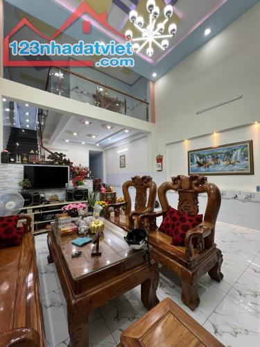 BÁN NHÀ MẶT TIỀN KINH DOANH, 2 TẦNG  5PN, 220M2, ĐẠI LỘ DT743 - AN PHÚ CHỈ HƠN 40TR/M2 - B - 2