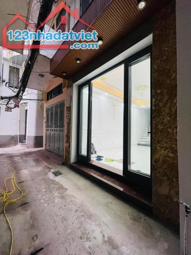 BÁN NHÀ 6T x 35M2 - PHỐ GIANG VĂN MINH , BA ĐÌNH - GIÁ 10.8 TỶ