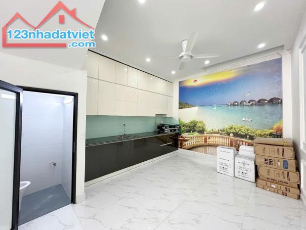 Bán nhà 4 tầng mặt đường Trực cát, Lê Chân, Hải Phòng. 47m2- 4,39 tỷ - 4