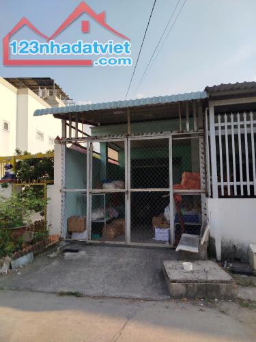 NHÀ CẤP 4 CÁCH 40m RA MẶT TIỀN LÊ THỊ HÀ - DIỆN TÍCH GẦN 100m2 - TÂN XUÂN HÓC MÔN - 3
