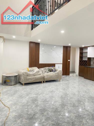 BÁN NHÀ 4 TẦNG, 40M2, NGÕ PHỐ KHÂM THIÊN, ĐỐNG ĐA - GIÁ CHỈ 4 TỶ - SỔ ĐỎ CHÍNH CHỦ