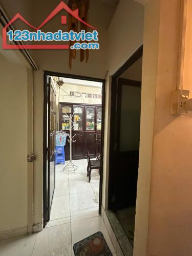 Siêu phẩm Quận 10 - 4