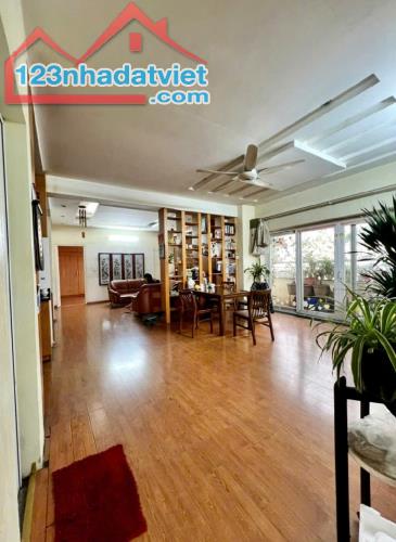 CHUNG CƯ NGUYỄN TRÃI_THANH XUÂN_140m2_GÓC_4 NGỦ_FULL ĐỒ_GIÁ: 7 TỶ HƠN